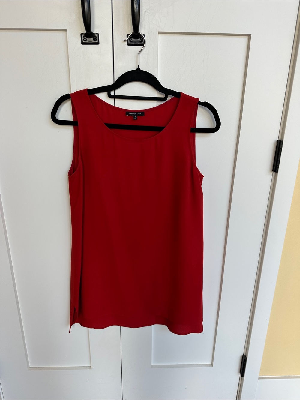 Lafayette 148 New York Red Sleeveless Scoop Neck Top Size S